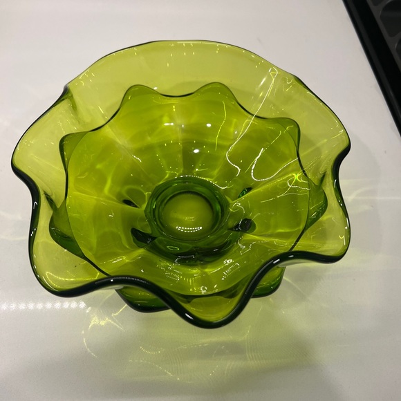 Vintage Viking Green Bowl - Picture 2 of 4